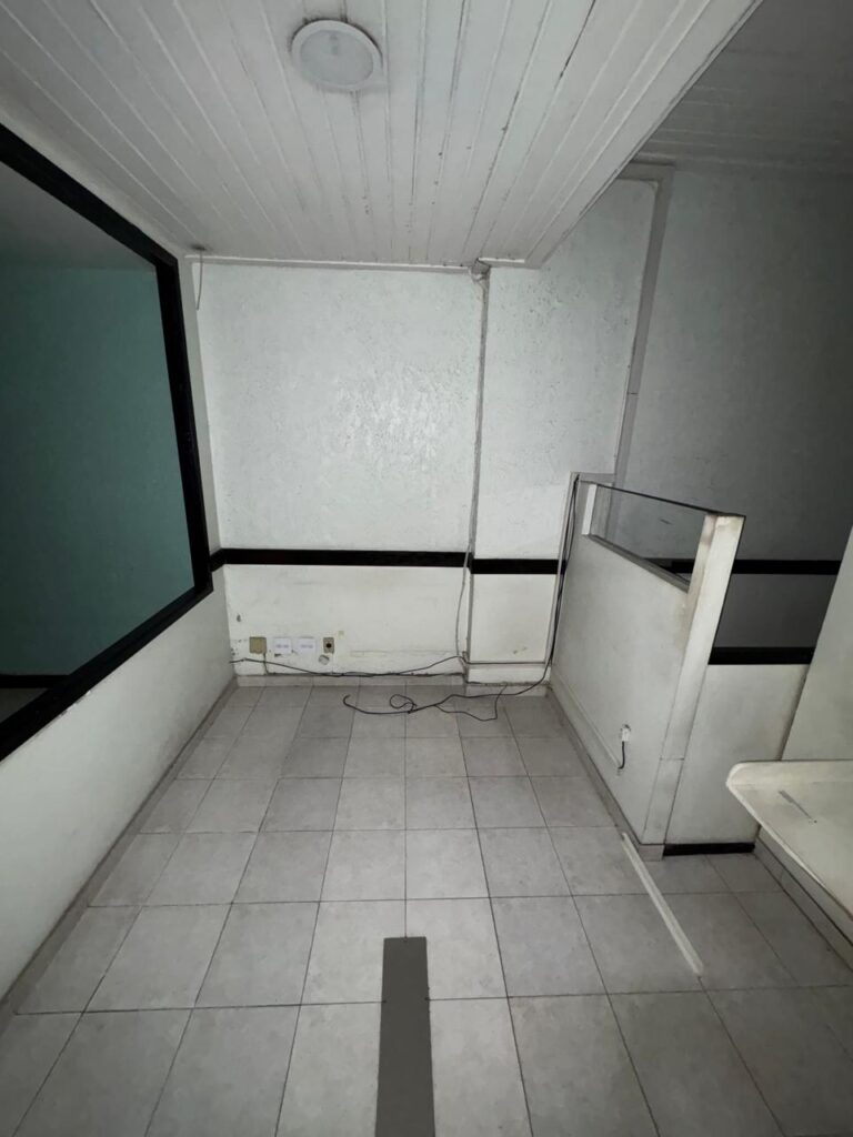 WhatsApp Image 2025-12-05 at 09.47.11 (2)